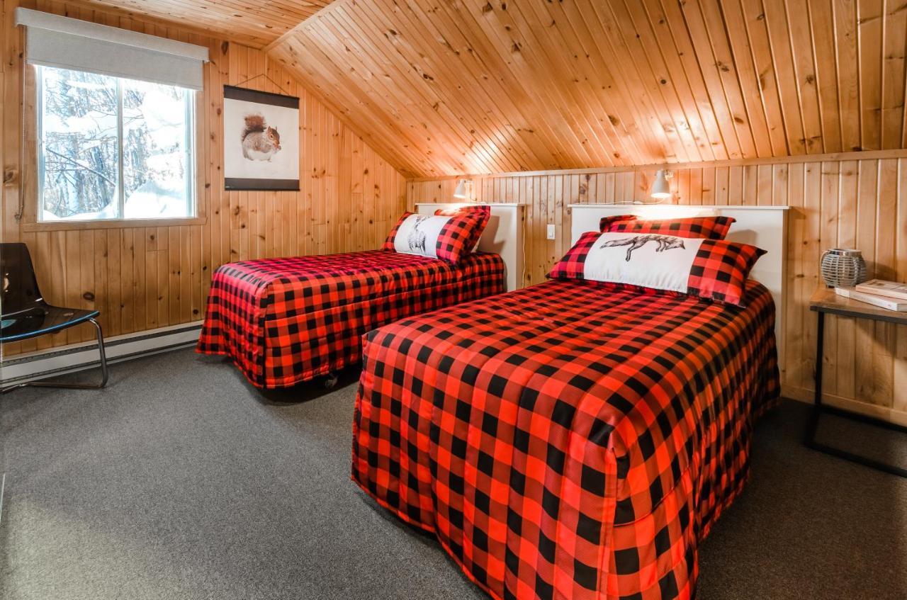 Auberge Du Lac-A-L'Eau-Claire 상트-알렉시-데-몽 외부 사진